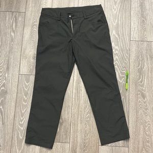 Plain lululemon pants